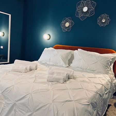 Dulcamara Boutique Apartments - Blue Velvet Bari Ngoại thất bức ảnh